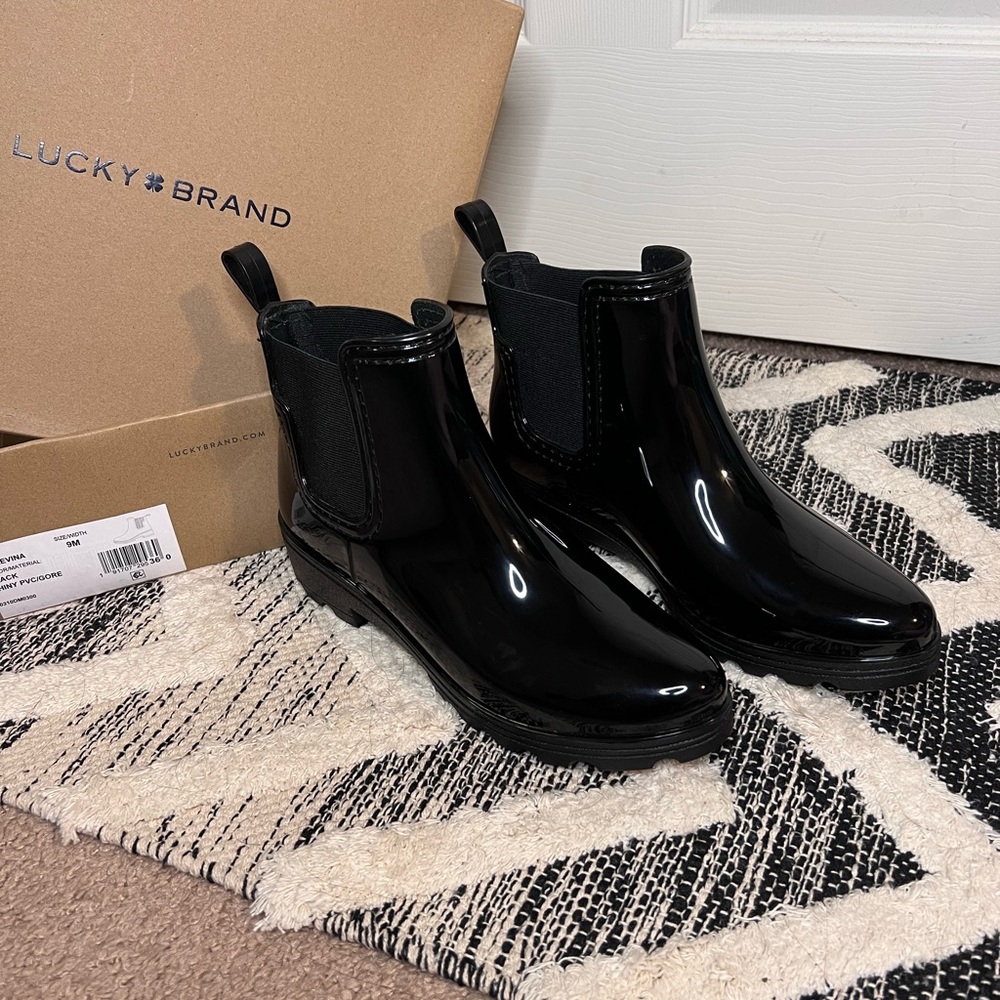 Lucky Brand Womens Rain Boot